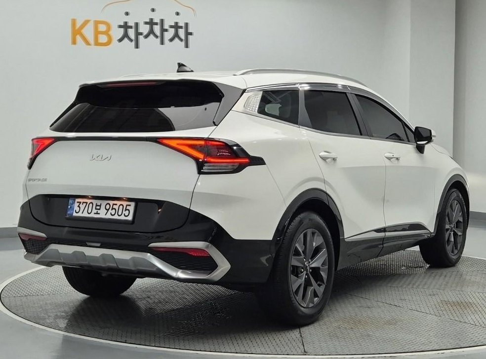 기아 스포티지 1.6 가솔린 2WD 사진 3