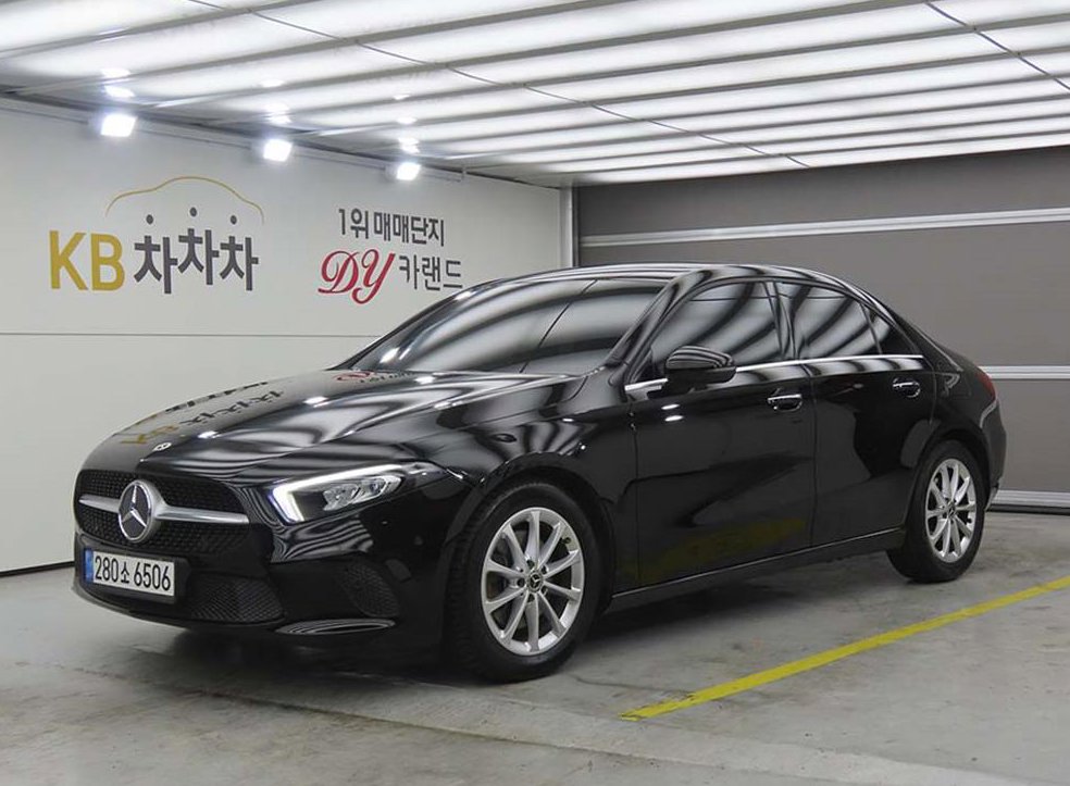 벤츠 A 클래스 A220 세단