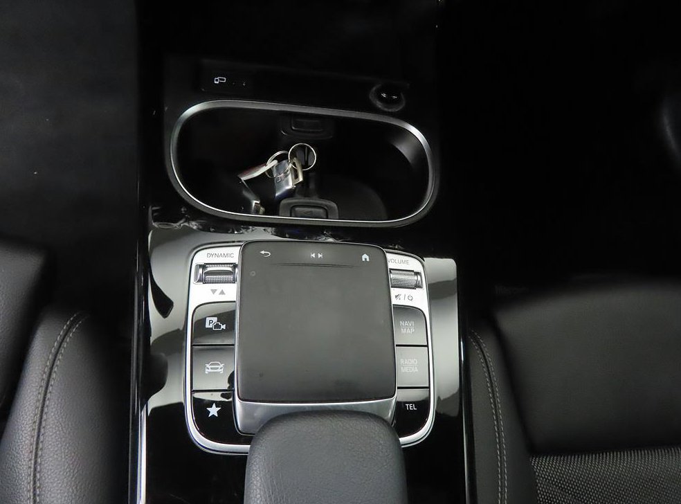 벤츠 A 클래스 A220 세단 사진 11
