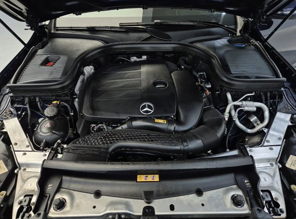 벤츠 GLC 클래스 GLC 300 4MATIC 프리미엄 쿠페 사진 5