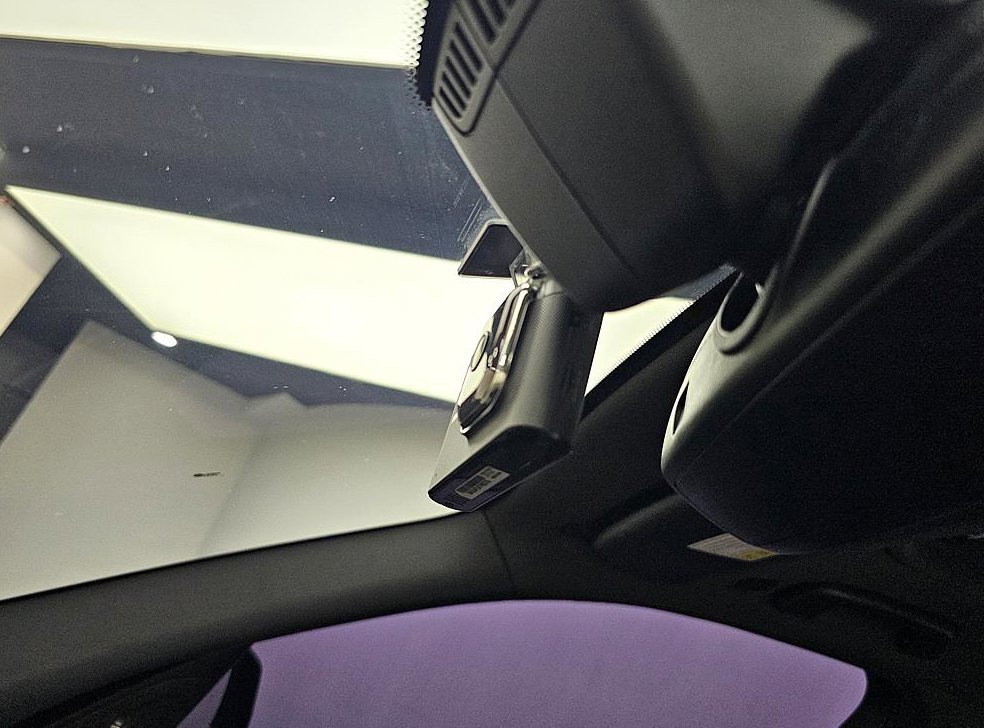 BMW 1시리즈 118d M 스포츠 섀도우 에디션 사진 12