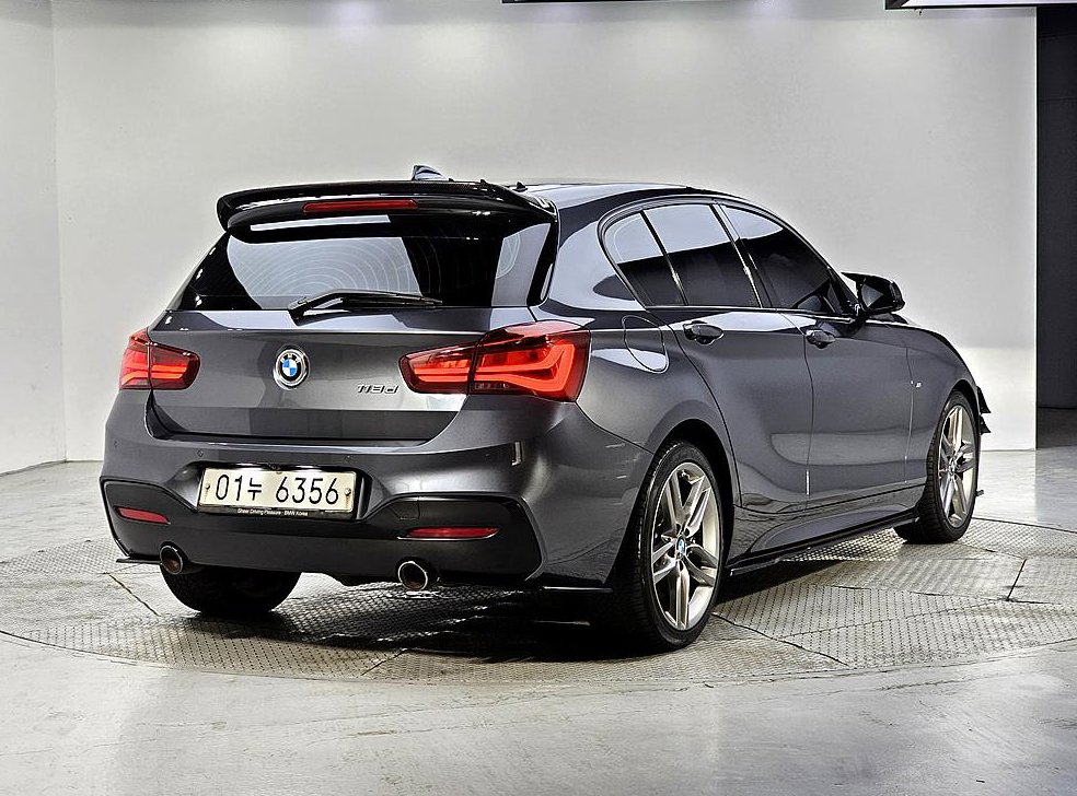 BMW 1시리즈 118d M 스포츠 섀도우 에디션 사진 4