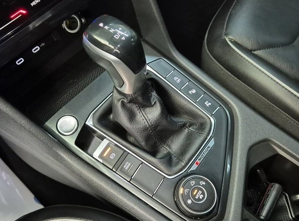 폭스바겐 티구안 2.0 TDI 프레스티지 4모션 사진 15