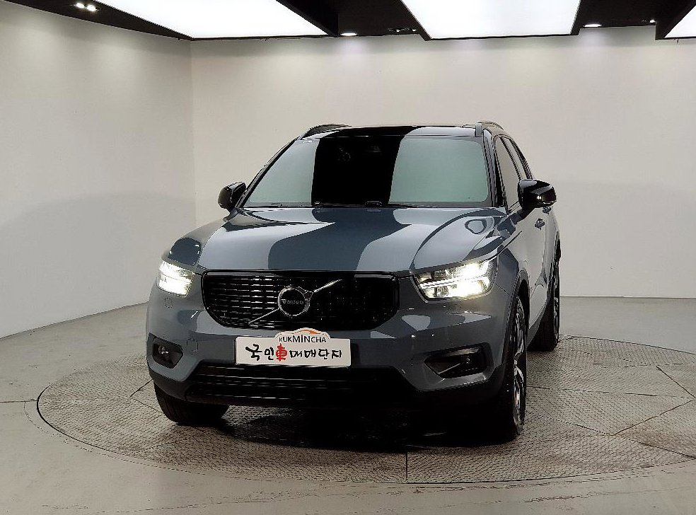볼보 XC40 T4 4WD R-디자인 사진 2