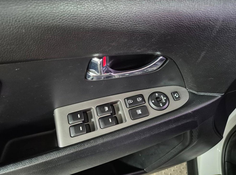 기아 스포티지 디젤 2WD 트렌디 사진 15