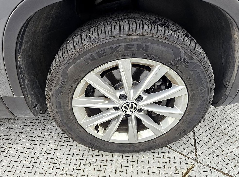 폭스바겐 티구안 2.0 TDI 컴포트 사진 20