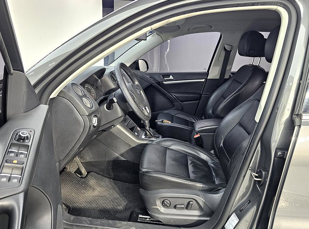 폭스바겐 티구안 2.0 TDI 컴포트 사진 8