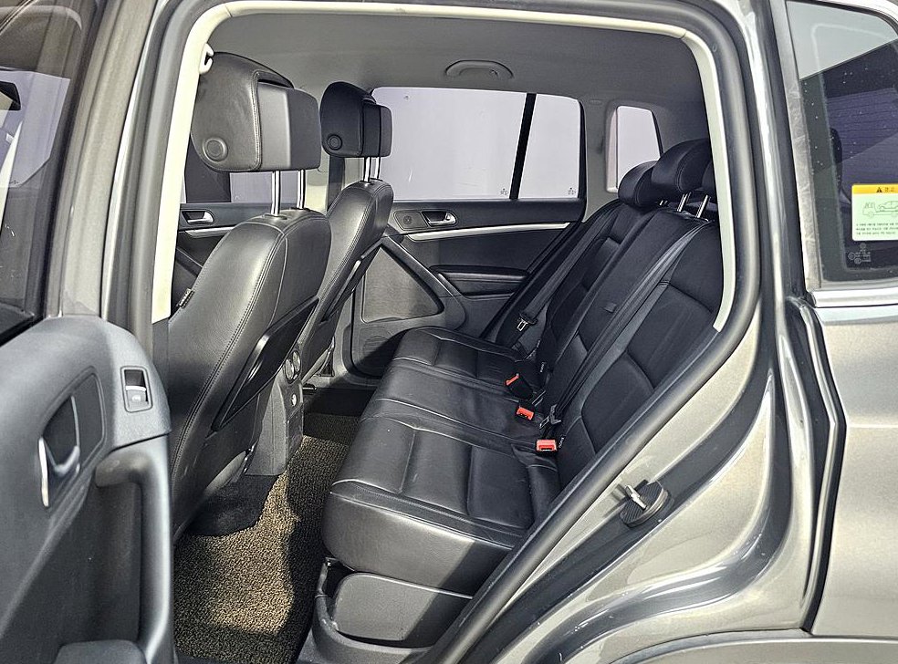 폭스바겐 티구안 2.0 TDI 컴포트 사진 9