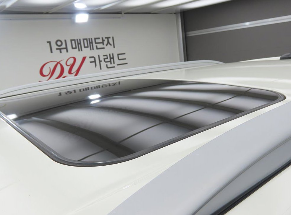 KG모빌리티(쌍용)  티볼리 2WD 가솔린 VX 사진 15