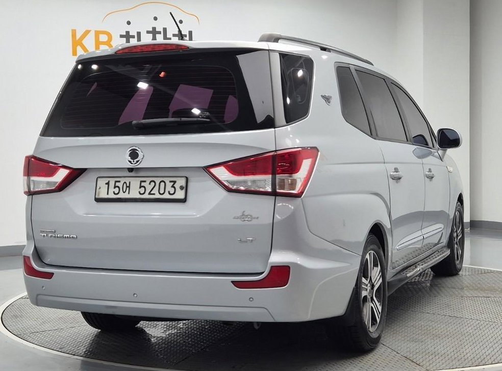 KG모빌리티(쌍용)  코란도 4WD GT 사진 4