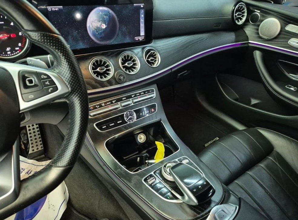 벤츠 E 클래스 E220d 카브리올레 사진 10