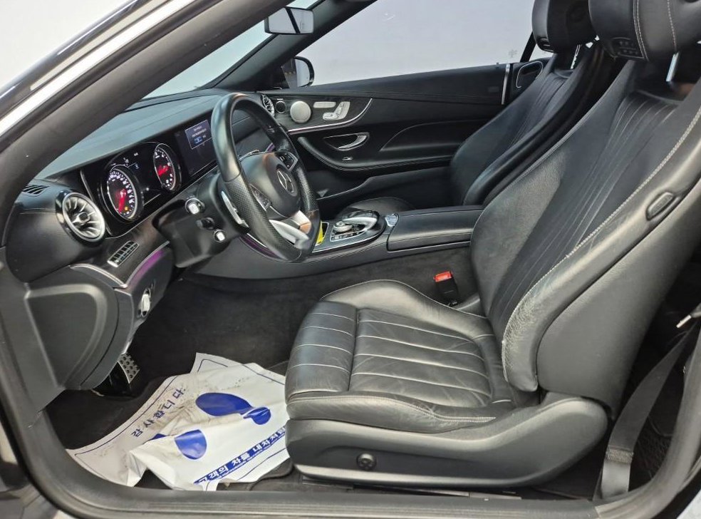 벤츠 E 클래스 E220d 카브리올레 사진 11