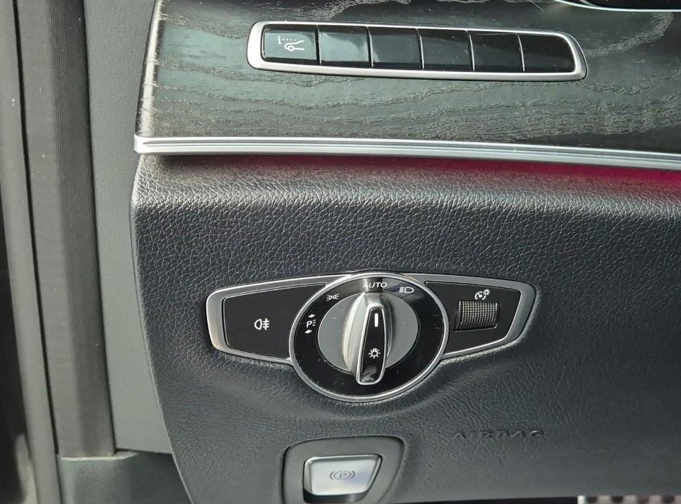 벤츠 E 클래스 E220d 카브리올레 사진 19