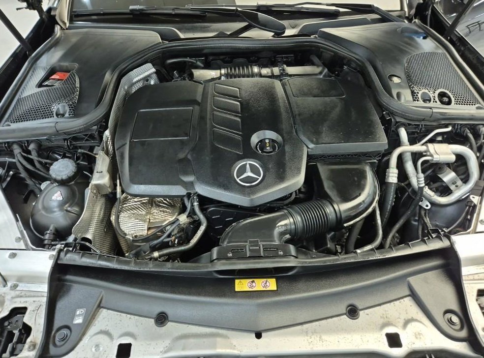 벤츠 E 클래스 E220d 카브리올레 사진 5
