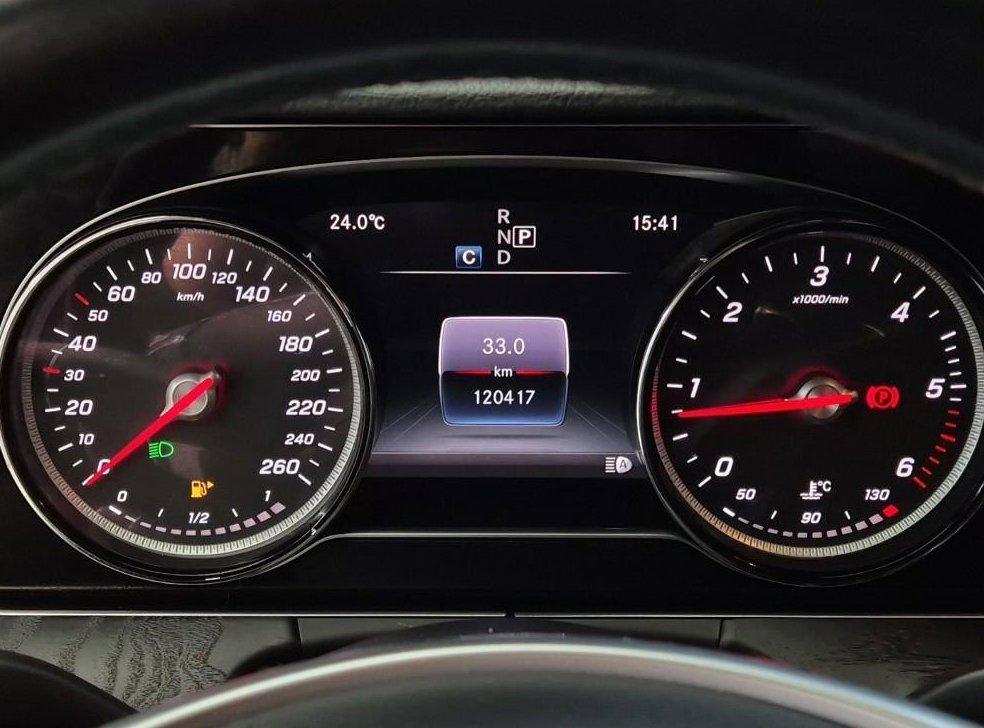 벤츠 E 클래스 E220d 카브리올레 사진 6