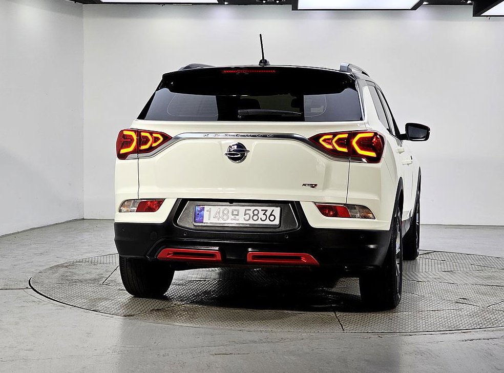 KG모빌리티(쌍용)  코란도 2WD 가솔린 1.5 R-플러스 사진 3