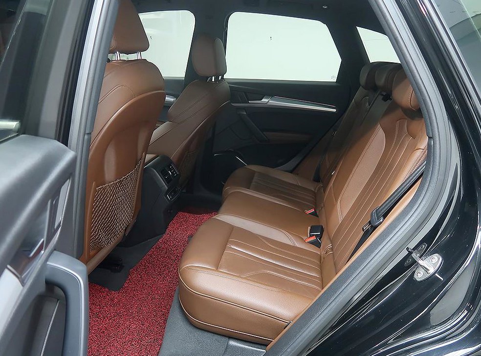 아우디 Q5 45 TFSI 콰트로 사진 12