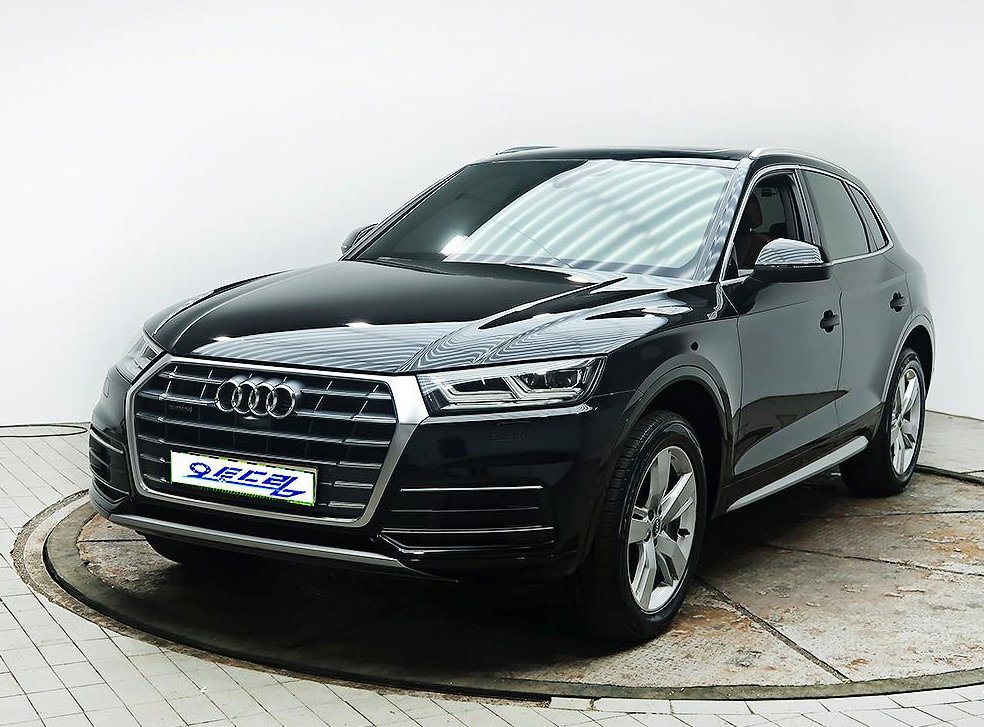 아우디 Q5 45 TFSI 콰트로 사진 2