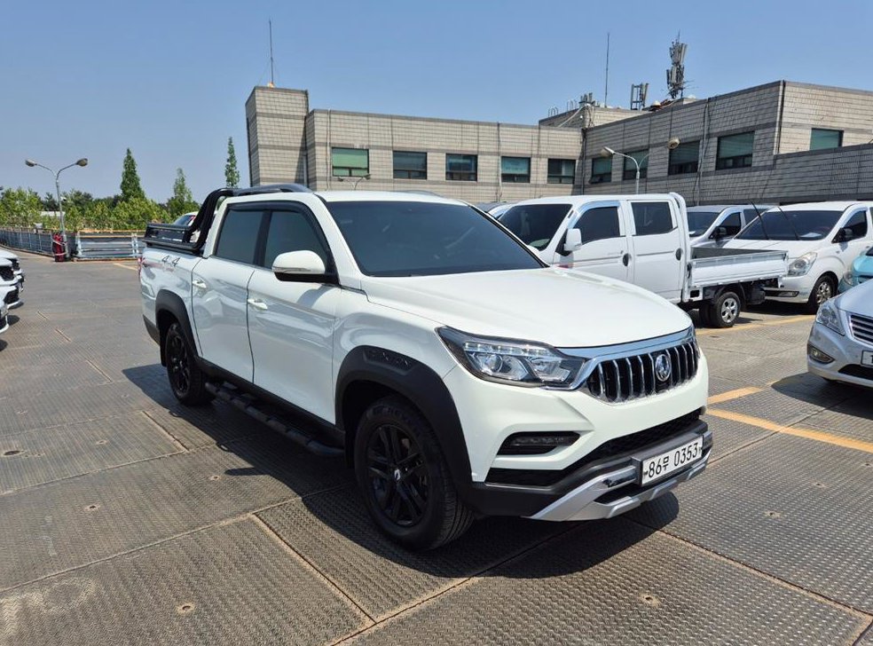 KG모빌리티(쌍용)  렉스턴 디젤 2.2 4WD 사진 3