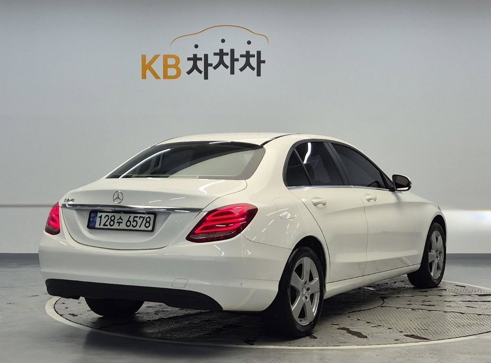 벤츠 C 클래스 C200 사진 3