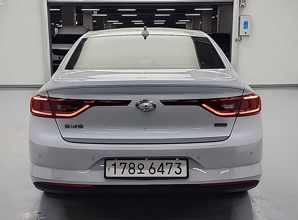 르노코리아(삼성) SM6 가솔린 2.0 GDe 사진 3