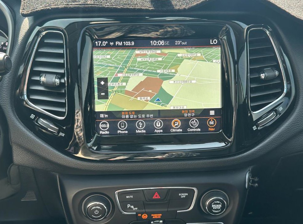 지프 컴패스 2.4 AWD 리미티드 사진 10