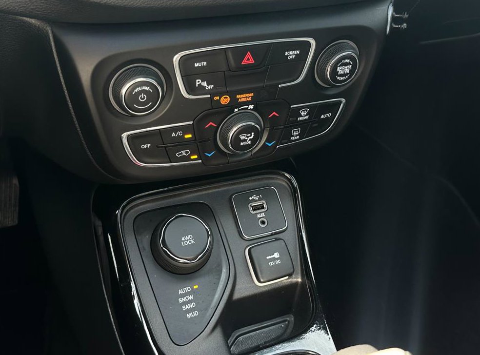 지프 컴패스 2.4 AWD 리미티드 사진 12