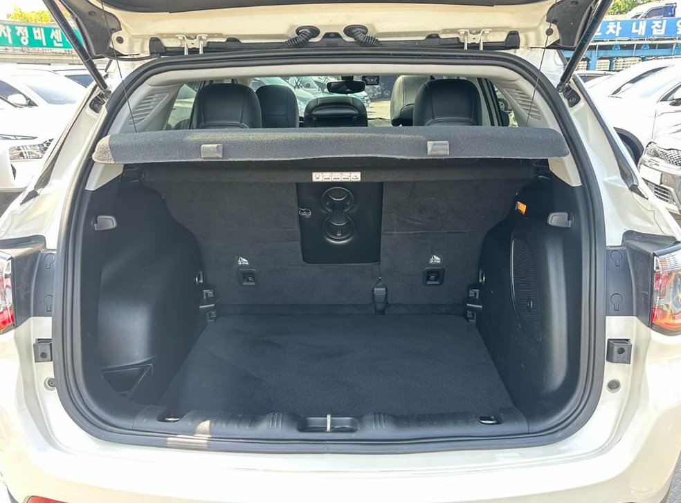 지프 컴패스 2.4 AWD 리미티드 사진 20