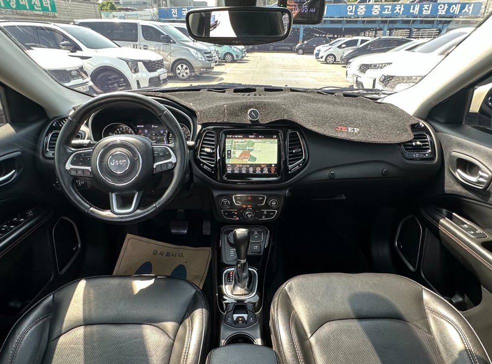 지프 컴패스 2.4 AWD 리미티드 사진 8