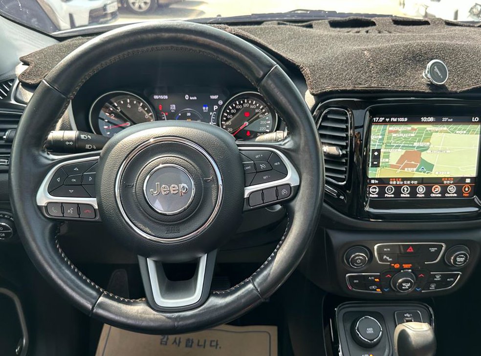 지프 컴패스 2.4 AWD 리미티드 사진 9