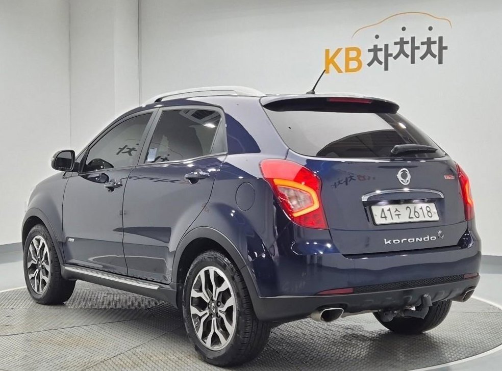 KG모빌리티(쌍용)  코란도 4WD 2.2 익스트림 사진 4