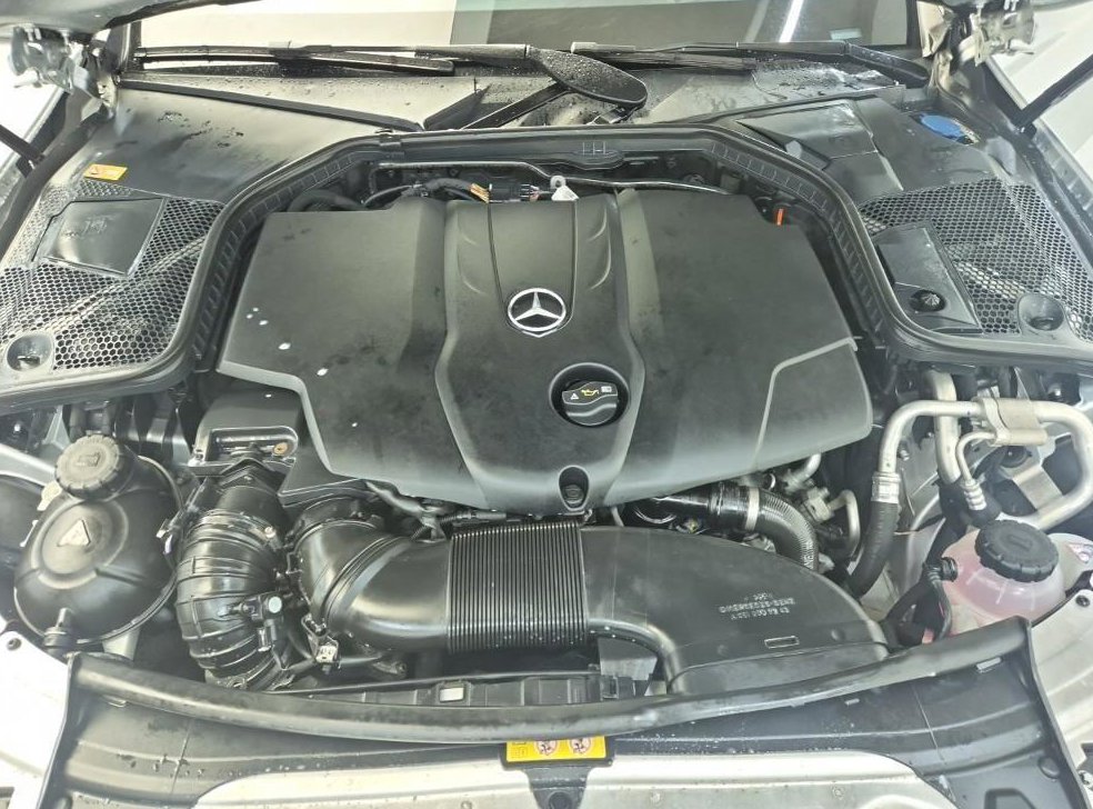 벤츠 C 클래스 C220 d 익스클루시브 사진 5