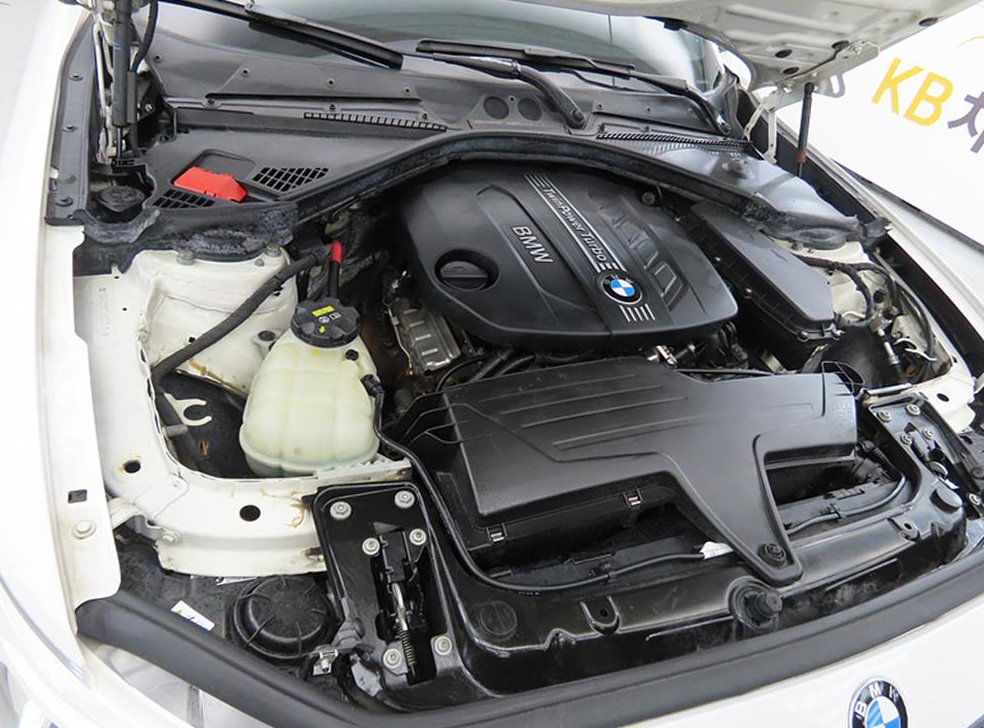 BMW 1시리즈 118d 어반 팩 1 사진 19