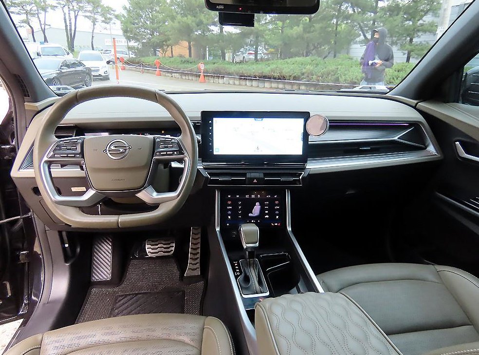 KG모빌리티(쌍용)  토레스 1.5 GDI-T 2WD 사진 7