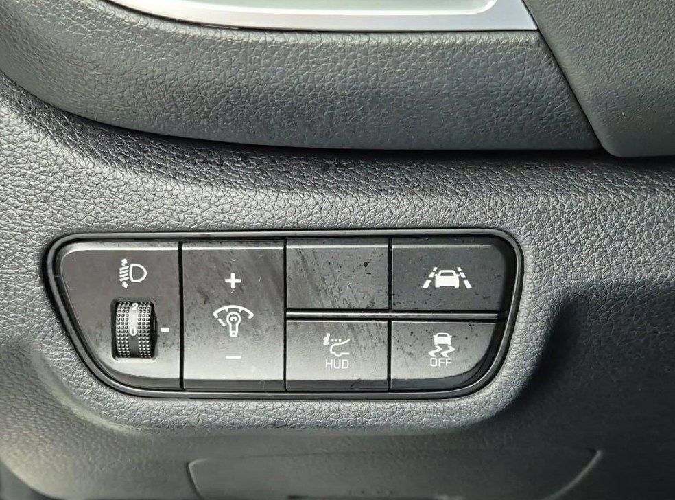 기아 셀토스 가솔린 1.6 터보 4WD 사진 16