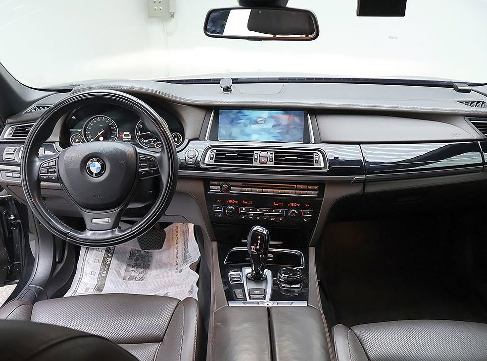 BMW 7시리즈 740 사진 5
