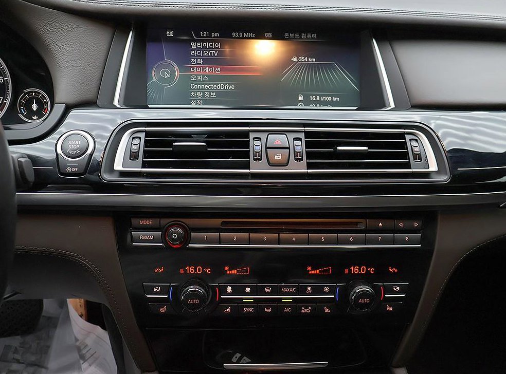 BMW 7시리즈 740 사진 9