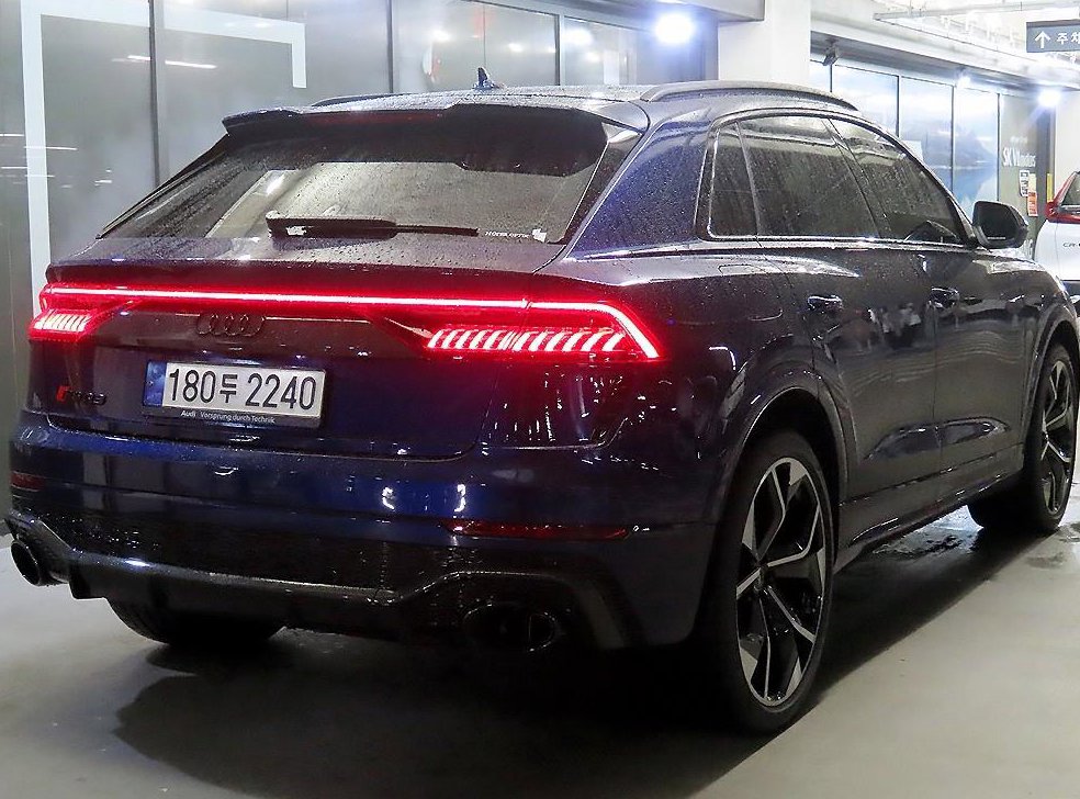 아우디 RSQ8 4.0 TFSI 콰트로 사진 4