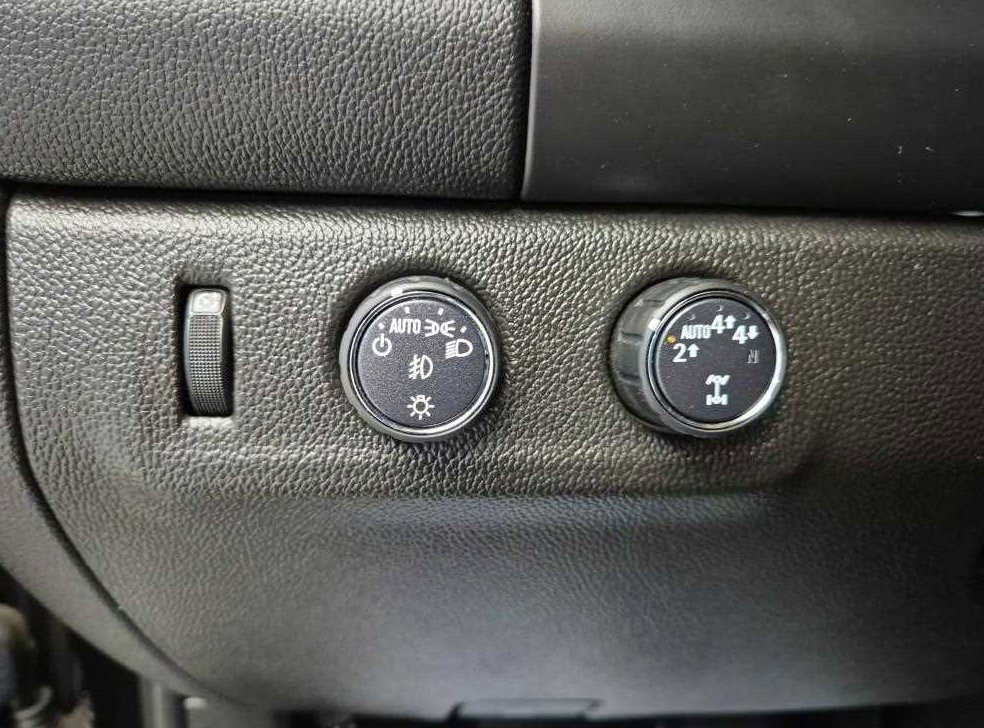 쉐보레 콜로라도 3.6 익스트림-X 4WD 사진 17