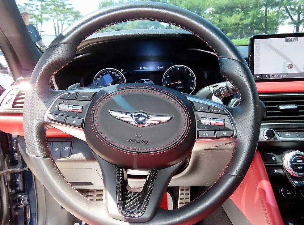 제네시스 G70 가솔린 3.3T 4WD 사진 8