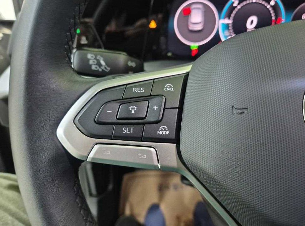 폭스바겐 골프 2.0 TDI 프레스티지 사진 16