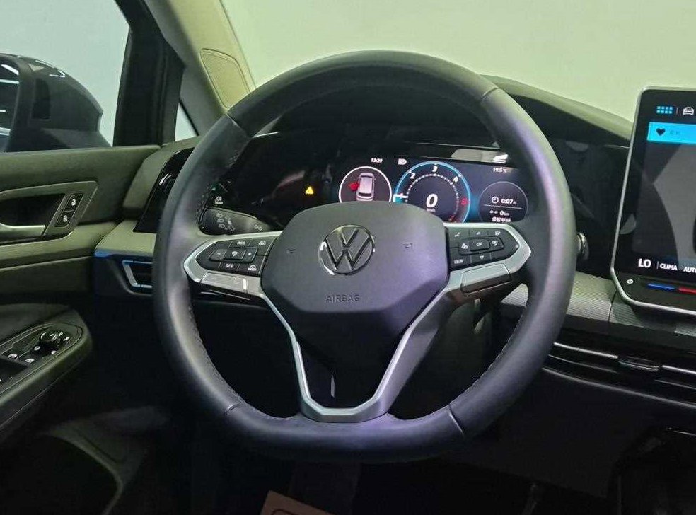 폭스바겐 골프 2.0 TDI 프레스티지 사진 9