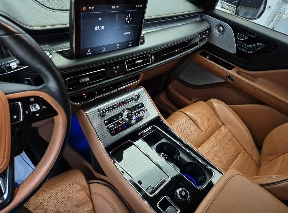 링컨 에비에이터 3.0 블랙라벨 AWD 사진 10
