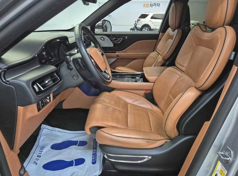 링컨 에비에이터 3.0 블랙라벨 AWD 사진 11
