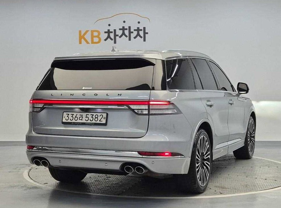 링컨 에비에이터 3.0 블랙라벨 AWD 사진 3