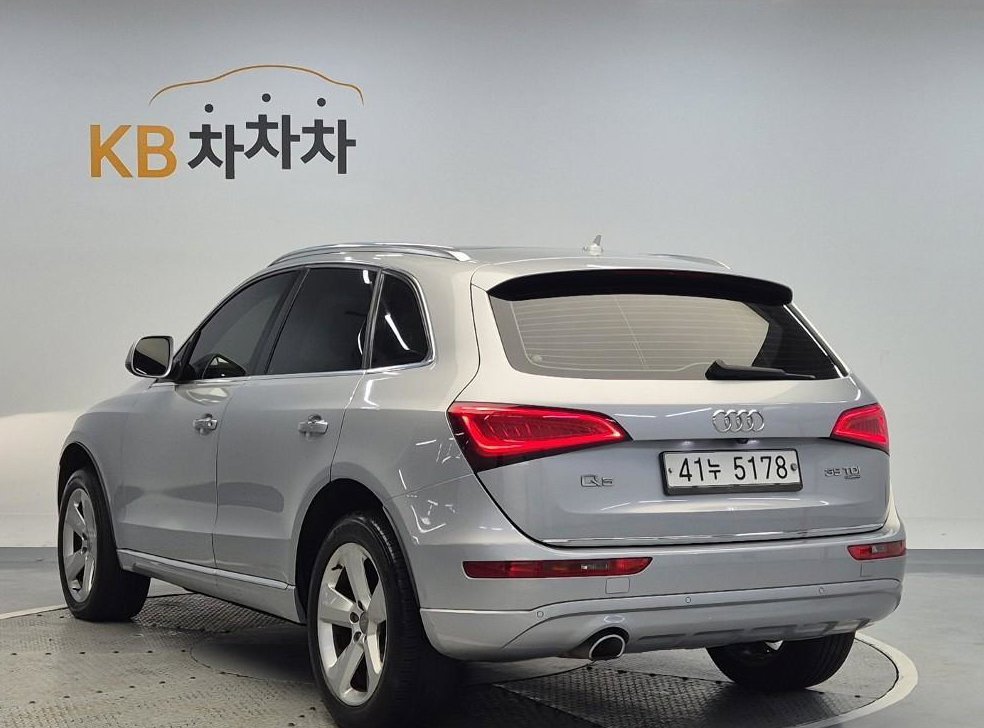 아우디 Q5 35 TDI 콰트로 다이나믹 사진 4