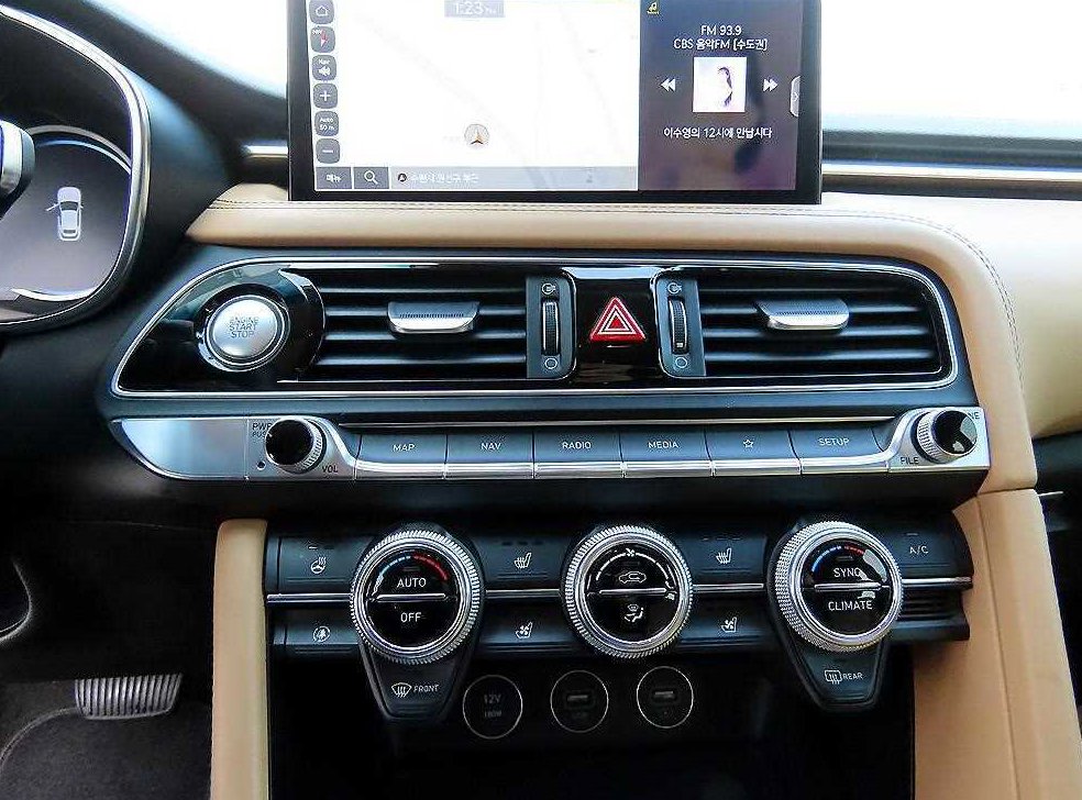 제네시스 G70 가솔린 2.0T 2WD 사진 12