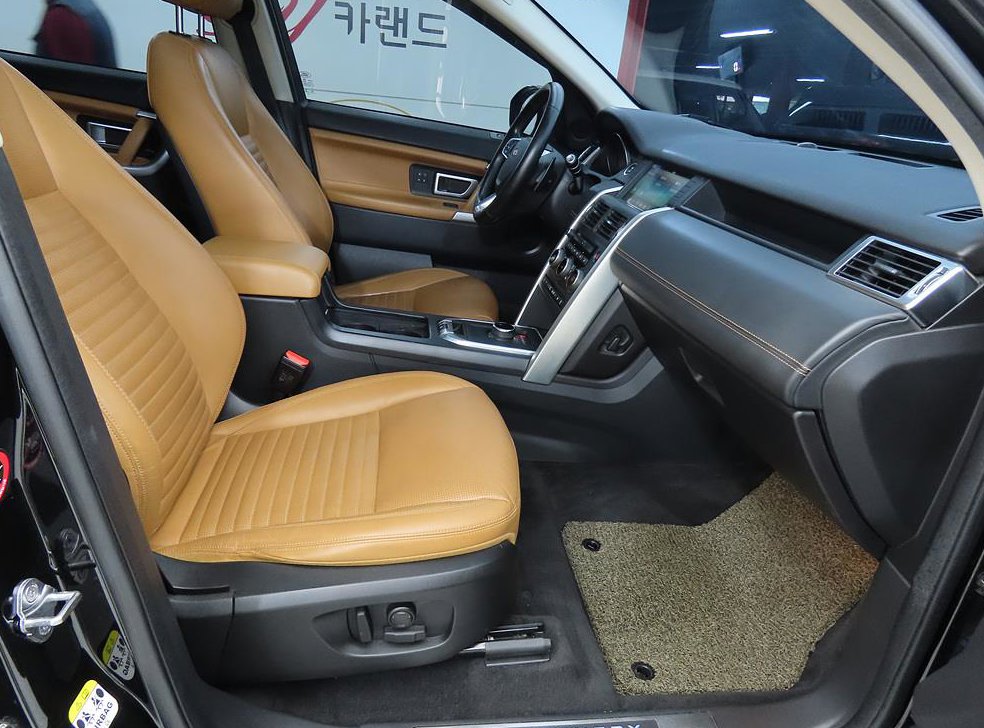 랜드로버 디스커버리 스포츠 2.0 TD4 SE 사진 14