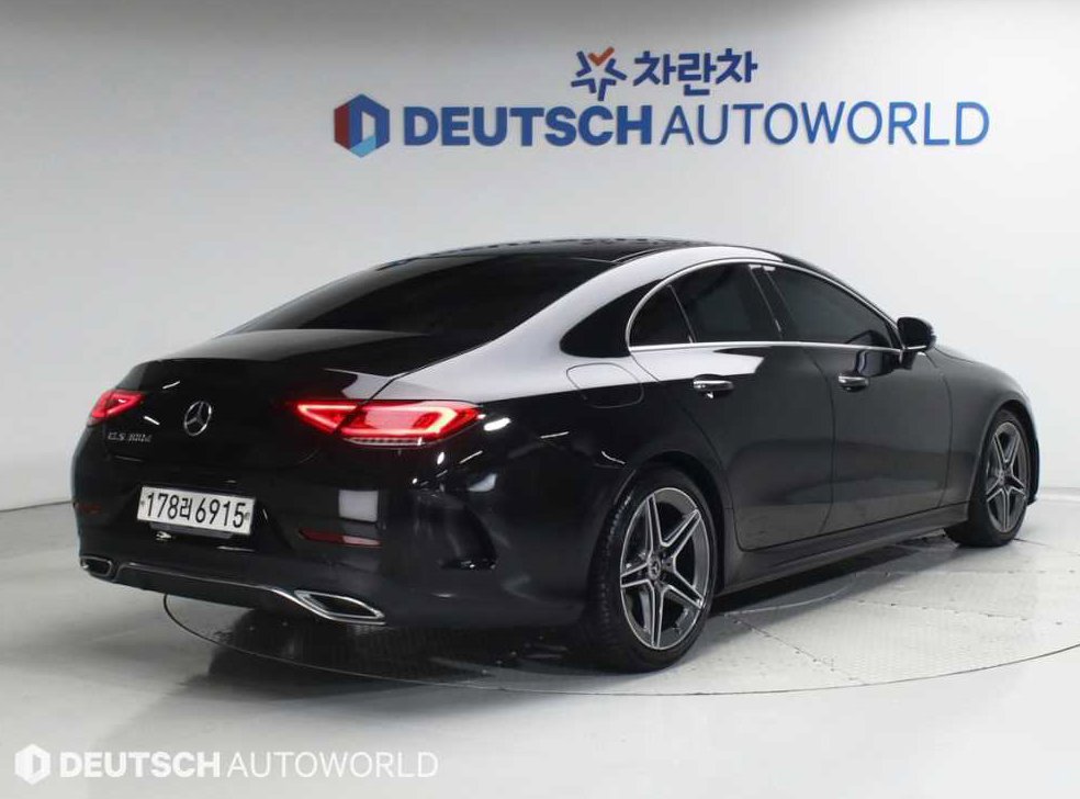 벤츠 CLS 클래스 CLS 300d AMG Line 사진 2