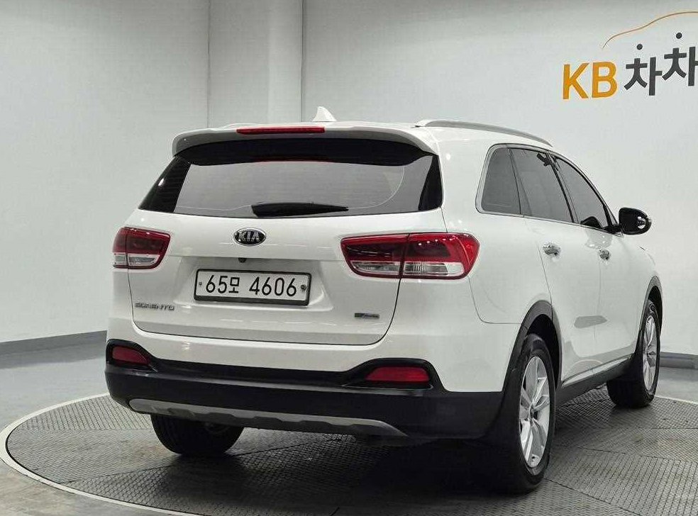 기아 쏘렌토 디젤 2WD 2.0 프레스티지 사진 3